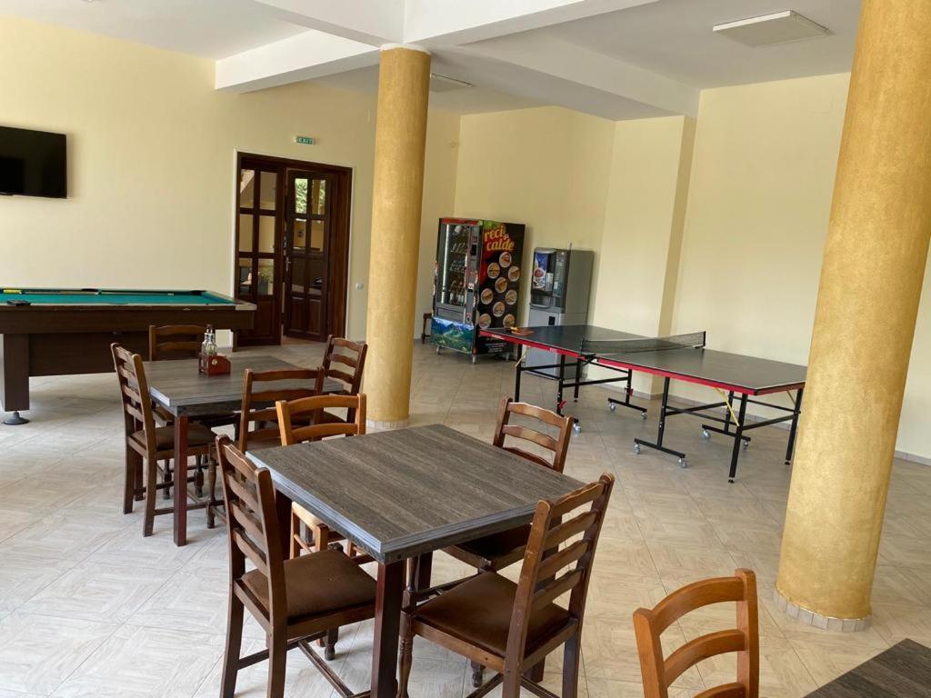 Pensiunea Casa Soarelui Simian Экстерьер фото